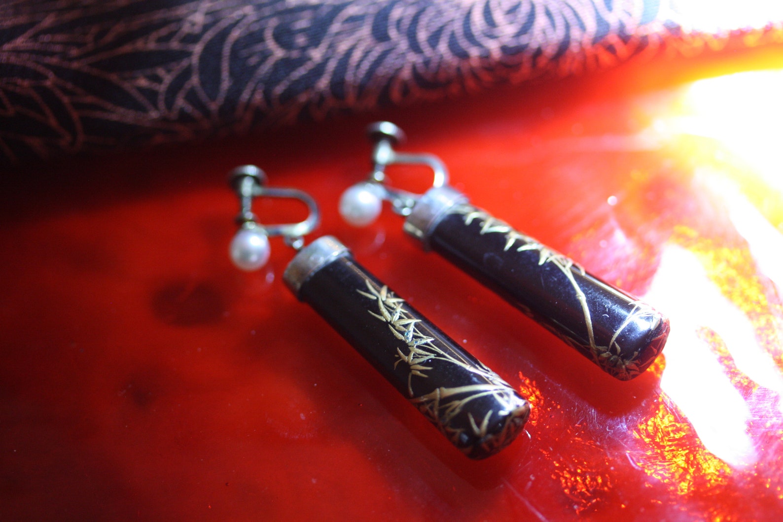 Asian Bamboo Pearl Onyx and Silver Art Deco Dangle Screw Back Earrings