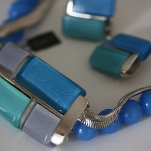 Trifari Kunio Matsumoto Vintage Lucite and Liquid Silver Modernist Necklace and Earrings