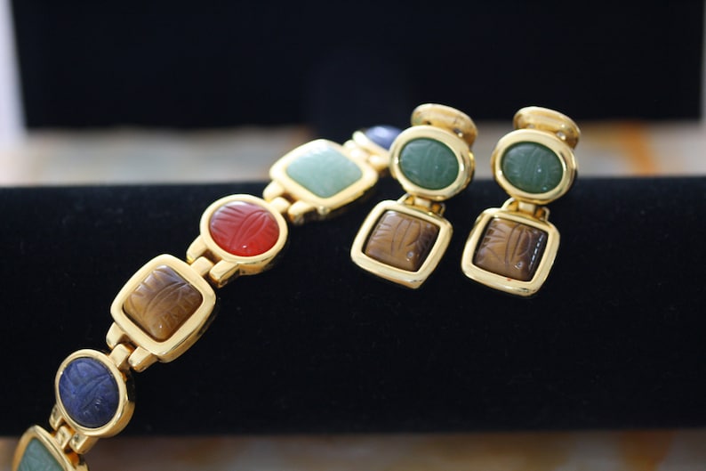 KJL Egyptian Modern Vintage Art Glass Bracelet and Clip on Earrings.