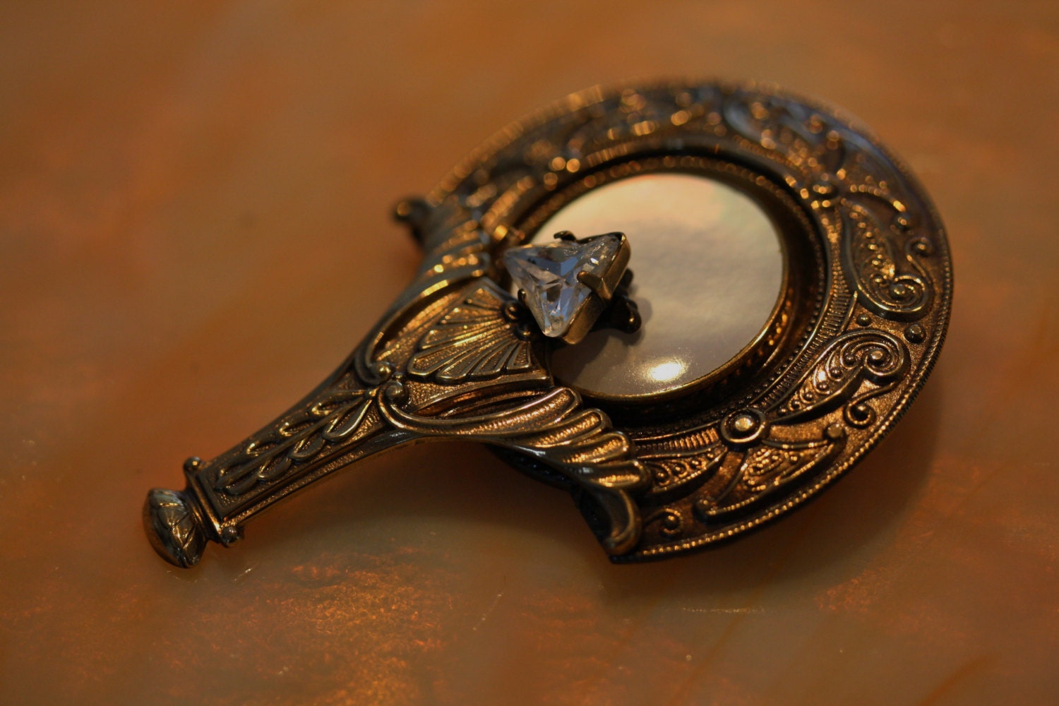Spilla (broche) Vintage Ermani Bulatti - Bijou Ancien, Premier Modèle Bulatti - Occasion Porté