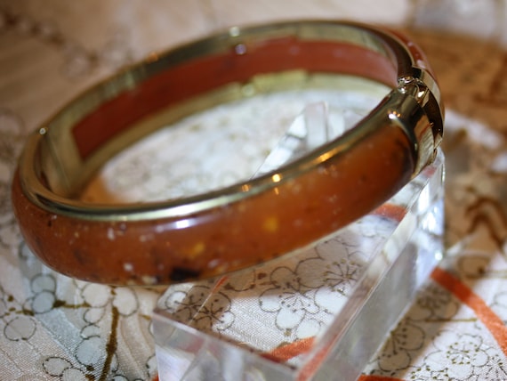 Luscious Juicy Tangerine Vintage Lucite Bangle - image 5