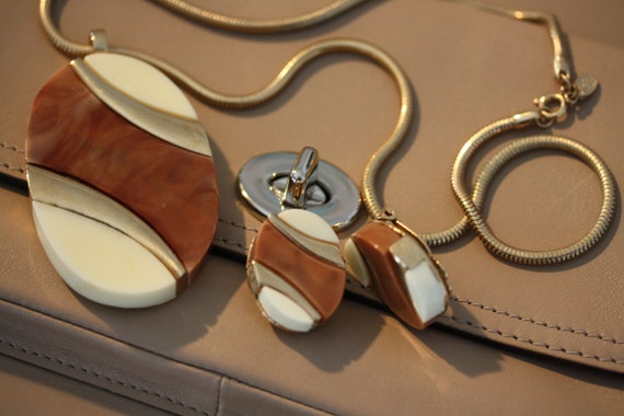 1930s Glamour, Vintage Hobe Spectator Style Demi Parure