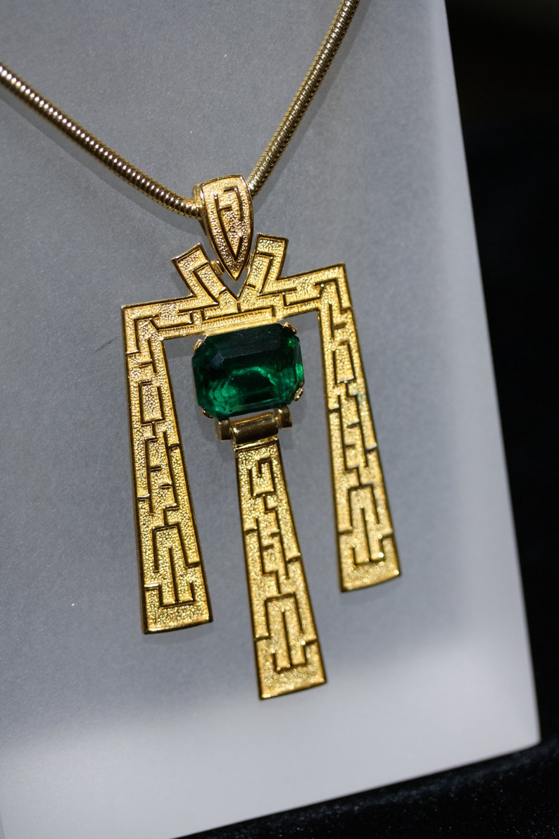 Crown Trifari Vintage Emerald Crystal Egyptian Revival Necklace image 5
