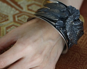 Ermani Bulatti Vintage Silvertone Sculpted Metal Art Nouveau Bird and Floral Cuff Bracelet