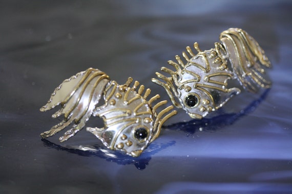 Exotic Vintage Stylized Fish Earrings - image 3