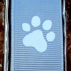 2 Yards 7/8&quot; Silver with White Animal Paw Print  Grosgrain Ribbon - Team - Cheer - School - US Designer