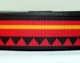 2 meter 7/8" grosgrainband med livfullt sydvästligt geometriskt tryck