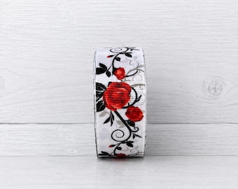 Cinta de grosgrain de 2 yardas y 1 pulgada con estampado de rosas rojas y hojas negras y grises.
