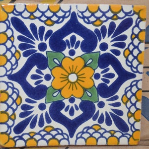 90 Mexicaanse Talavera-tegels. Handgeschilderde 4 &quot;X 4&quot;