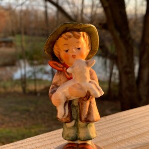 Hummel boy with sheep cheap