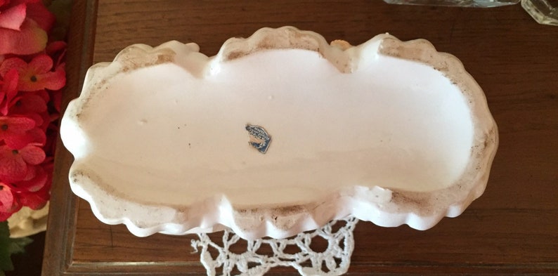Royal Sealy Cherub Planter Flower Pot Planter with Original Sticker White Porcelain Gold Trim Beautiful