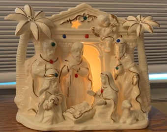 Jane Porcelain Christmas Nativity Night Light - Like New!