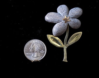 Hand made flower pin