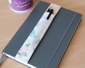 Porta bolígrafo para cuaderno, tela de pájaro de flores, soporte elástico para bolígrafo para cuadernos, diarios, planificadores y diarios, bucle para bolígrafo, banda para 2 bolígrafos A5 o A4