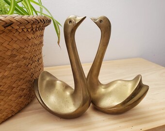 Pair of Matching Brass Swan Figurine - Leonard Silver Mfg. Co. - Midcentury MCM Vintage - Statue