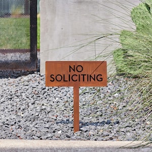 No Soliciting Metal Yard Sign: Modern Steel Property Signage