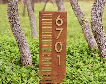 Antigua Address Yard Sign: Vertical Yard Number Plaque