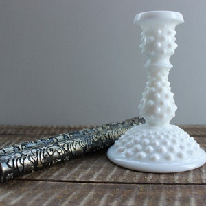 Fenton Milchglas Hobnail Kerzenständer