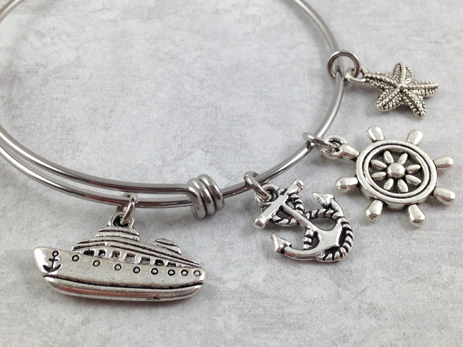 cruise ship jewelry bracelets