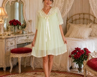 60s Vintage Radcliffe Chartreuse Babydoll Peignoir Set, Sheer Nylon Robe & Nightie, Lace Trim Lingerie, Lemon Lime Sleepwear - M