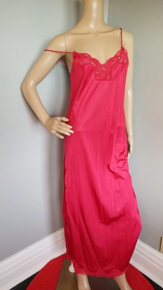 70s Vintage Flair Nightgown / Slip Dress in Hot Re