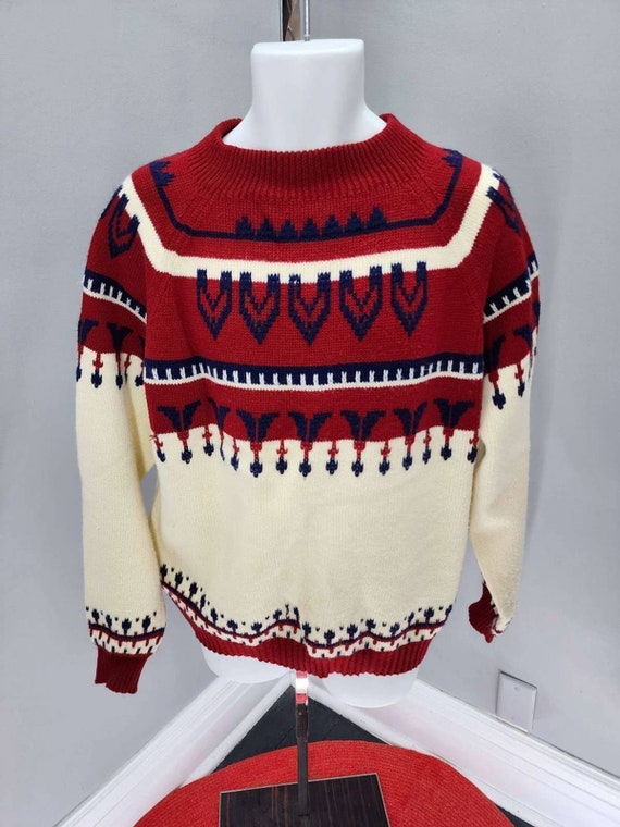 70s Classic Crewneck Sweater - Winter White & Dark