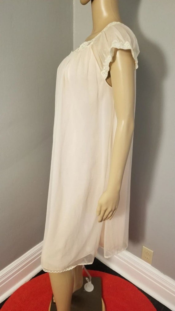 50s Vintage Sweet and Simple Blush Pink Artemis N… - image 4