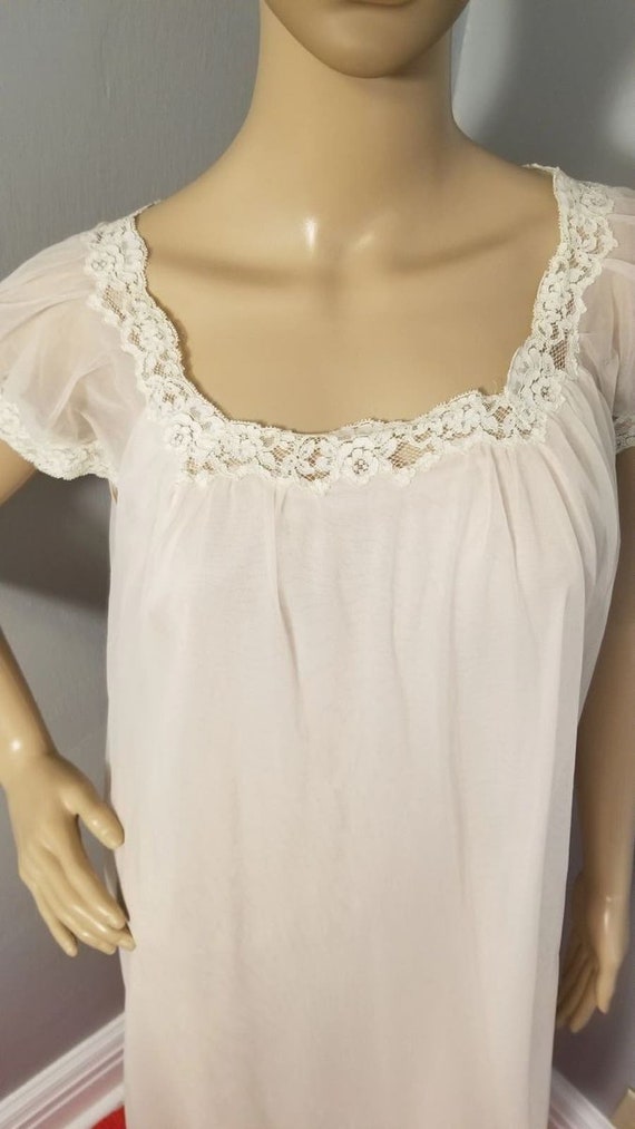 50s Vintage Sweet and Simple Blush Pink Artemis N… - image 2