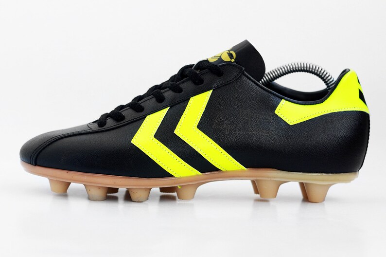 hummel football boots