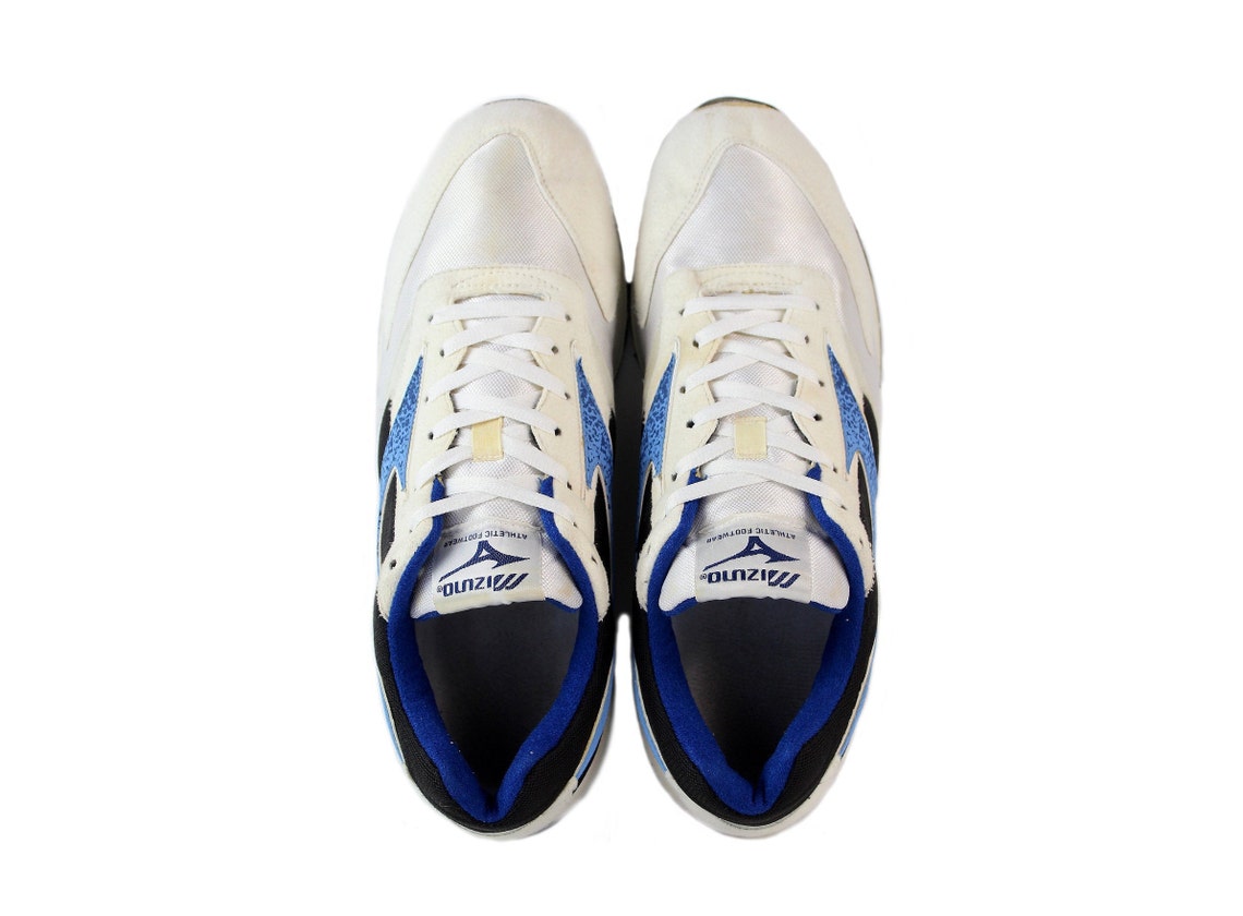 mizuno vintage sneakers