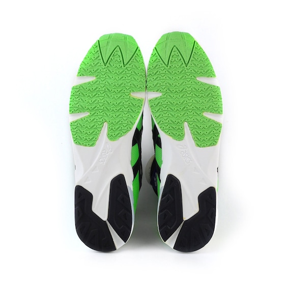 Asics tiger deals paw
