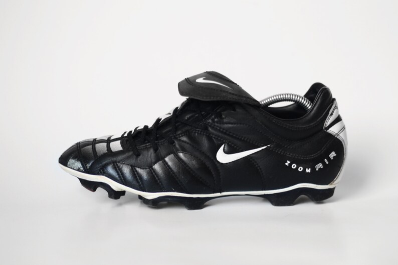 nike total 90 original
