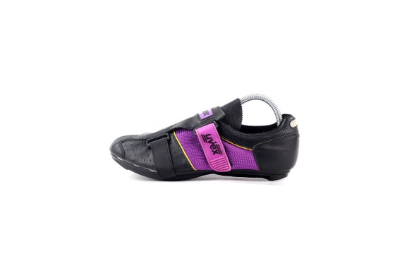 purple cycling shoes