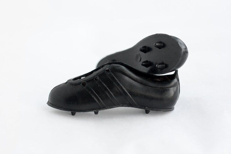 vintage adidas soccer cleats