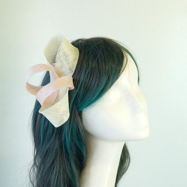 Pear Bear Twisted Pink Alligator Hair Clip Fascinator
