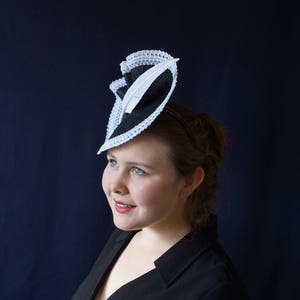 Black White Feather Fascinator Hatinator Hat Disk Headband Headdress Spring Racing Carnival Wedding Guest Melbourne Cup Kentucky Derby image 2