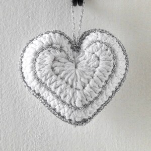 Crochet heart decoration for furnishing, parties or favors in cotton and lurex art.71_XMAS2 image 5