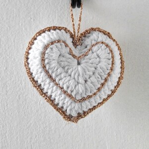 Crochet heart decoration for furnishing, parties or favors in cotton and lurex art.71_XMAS2 image 4