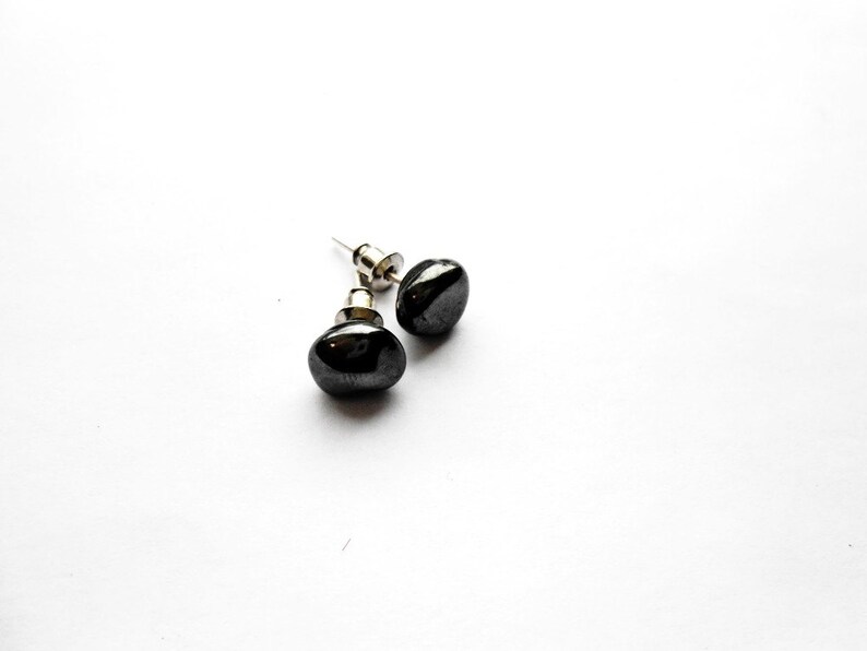 Raw Hematite Tiny Stud Earrings Surgical Steel Pins Healing Stone Gemstone Nuggets Cut Rough Boho Bohemian Graffiti Gray Jewelry image 2