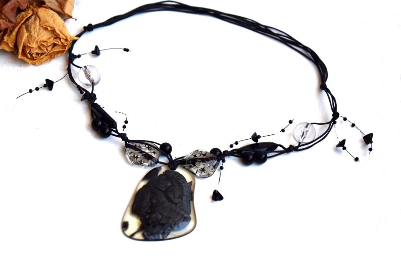 Pendant Necklace Black Clear Resin Silde Knot Geometric Minimali Pendant Necklace Black Clear Resin Silde Knot Geometric Minimali