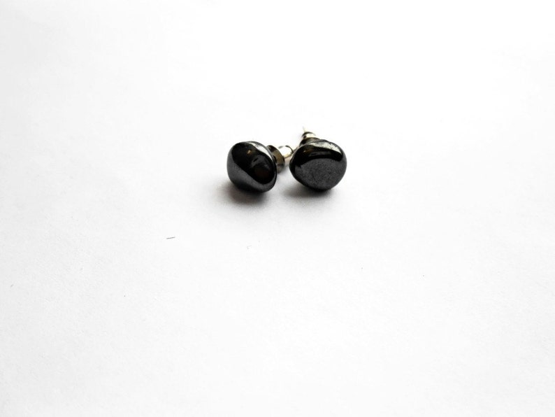 Raw Hematite Tiny Stud Earrings Surgical Steel Pins Healing Stone Gemstone Nuggets Cut Rough Boho Bohemian Graffiti Gray Jewelry image 3