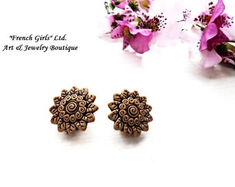 Wood Clip On Earrings Wooden Brown Color Carved Engraved Jewelry Clipon Sun Flower Floral Victorian Boho Bohemian Eco Friendly Fashion Clips