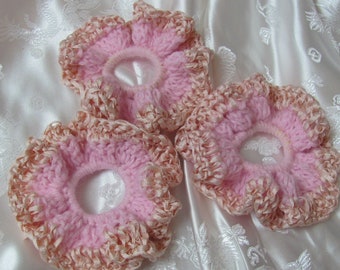 Premium Scrunchie Hair Tie Crochet - Hilo de cinta suave rosa hecho a mano de gran tamaño Scrunchy de punto de lujo