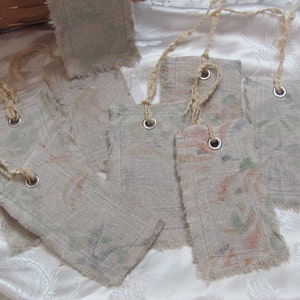 10 belles étiquettes volantes pour cadeaux en tissu de lin // Décoration d'intérieur de panier de textiles vintage original fait main // Beaucoup d'autres dans ma boutique * Prêt à expédier *