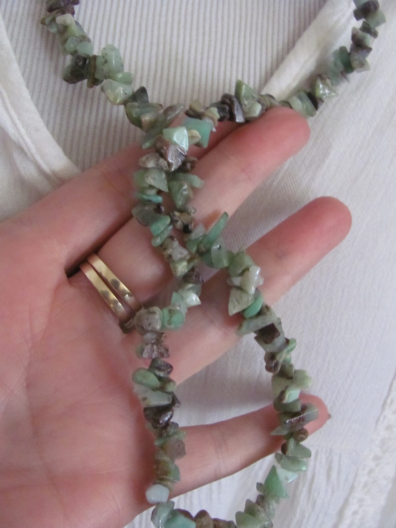 Affordable Jewelry!!! 11K Beautiful Green Stone 32 Inch Long Necklace