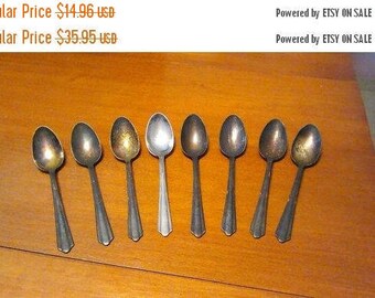 Holmes and Edwards 1929 Silverplate Spoons / 8 Pcs in Charm Pattern