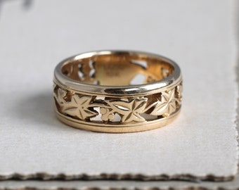 Vintage 18k Gold Ivy Leaf Wedding Band Dated 1940, Carved Stacking Ring