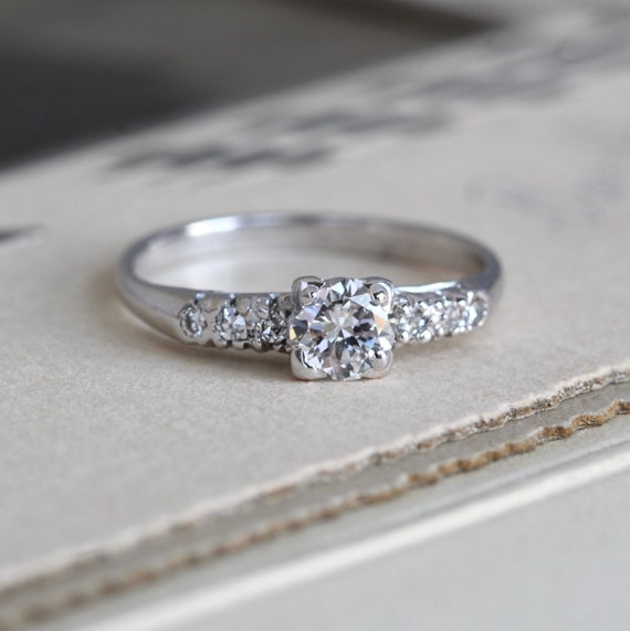 Vintage Art Deco Platinum Diamond Engagement Ring,