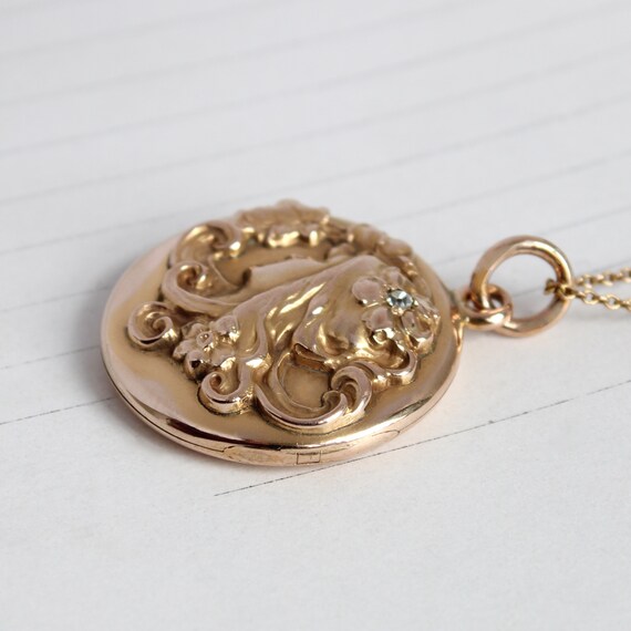 Art Nouveau 14k Gold & Diamond Locket Necklace wi… - image 3