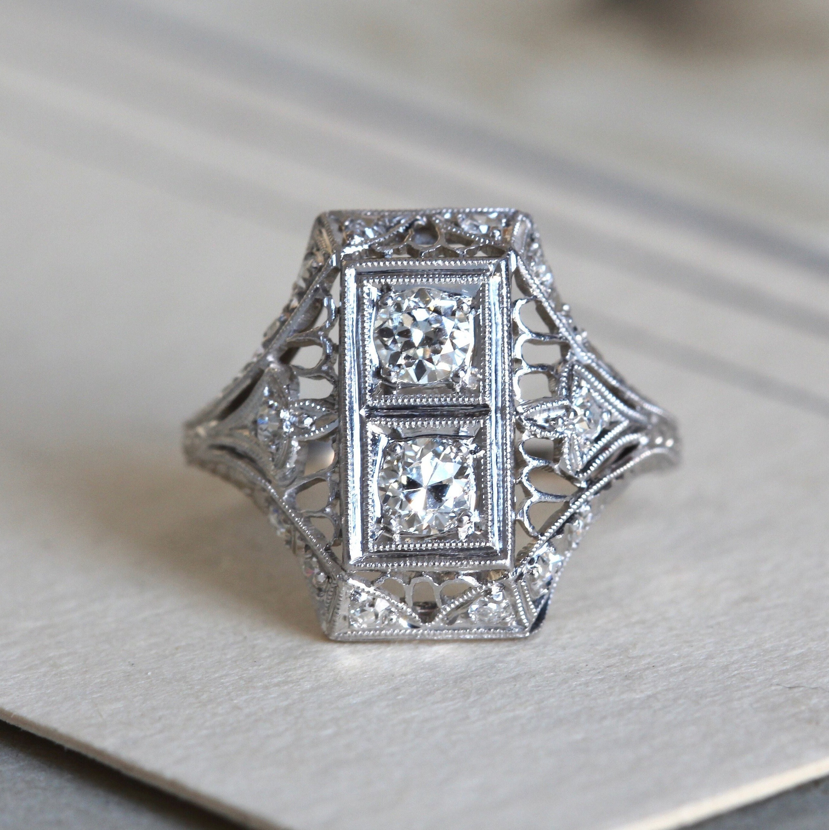Antique platinum ring best sale